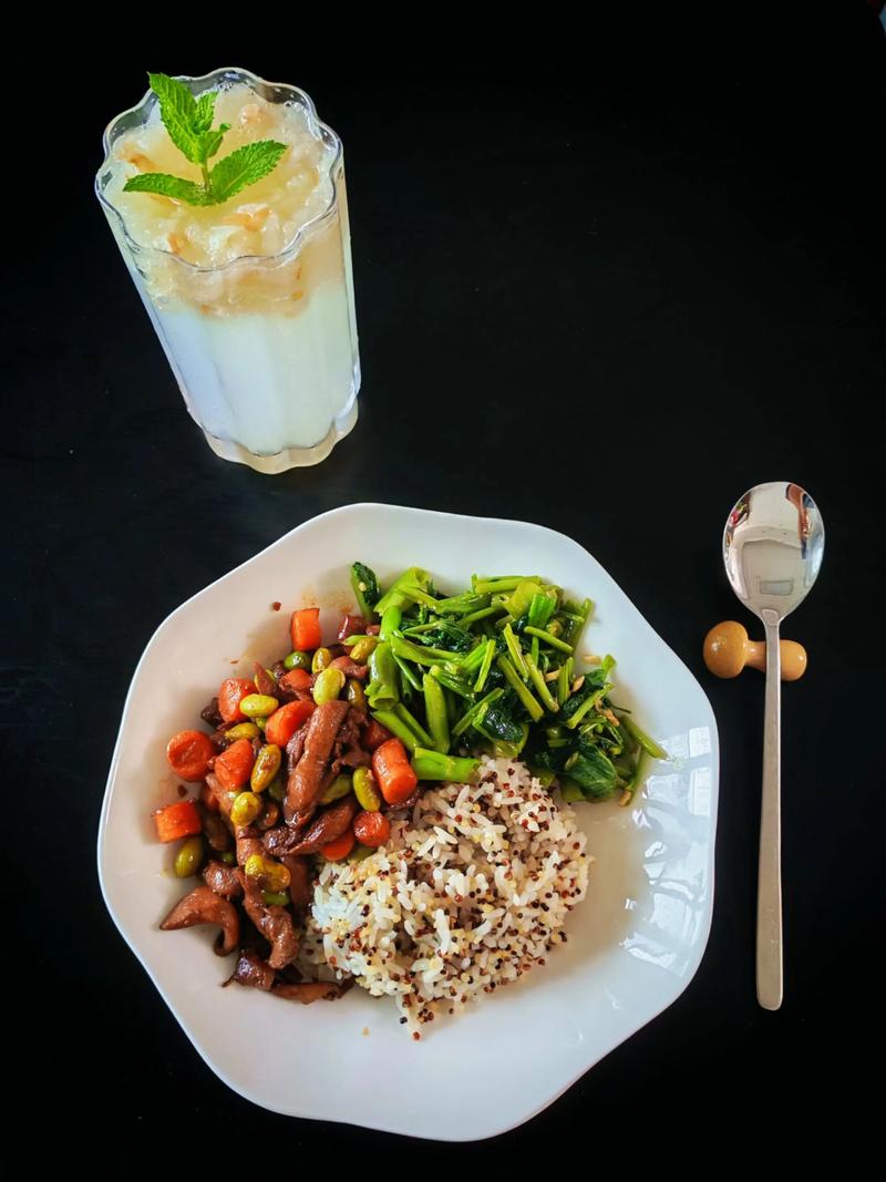 顶级孤独“一人食”：简简单单，又得一餐  第1张