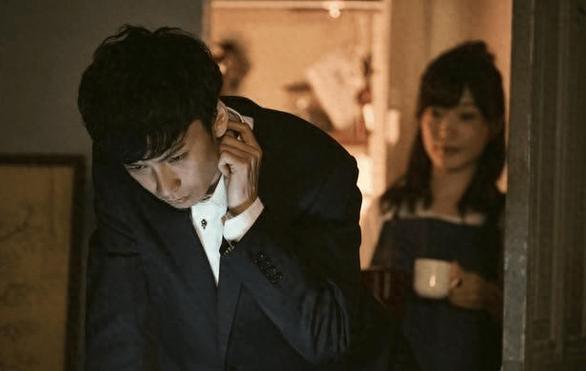 我会嫁给他，然后忘记你  第1张