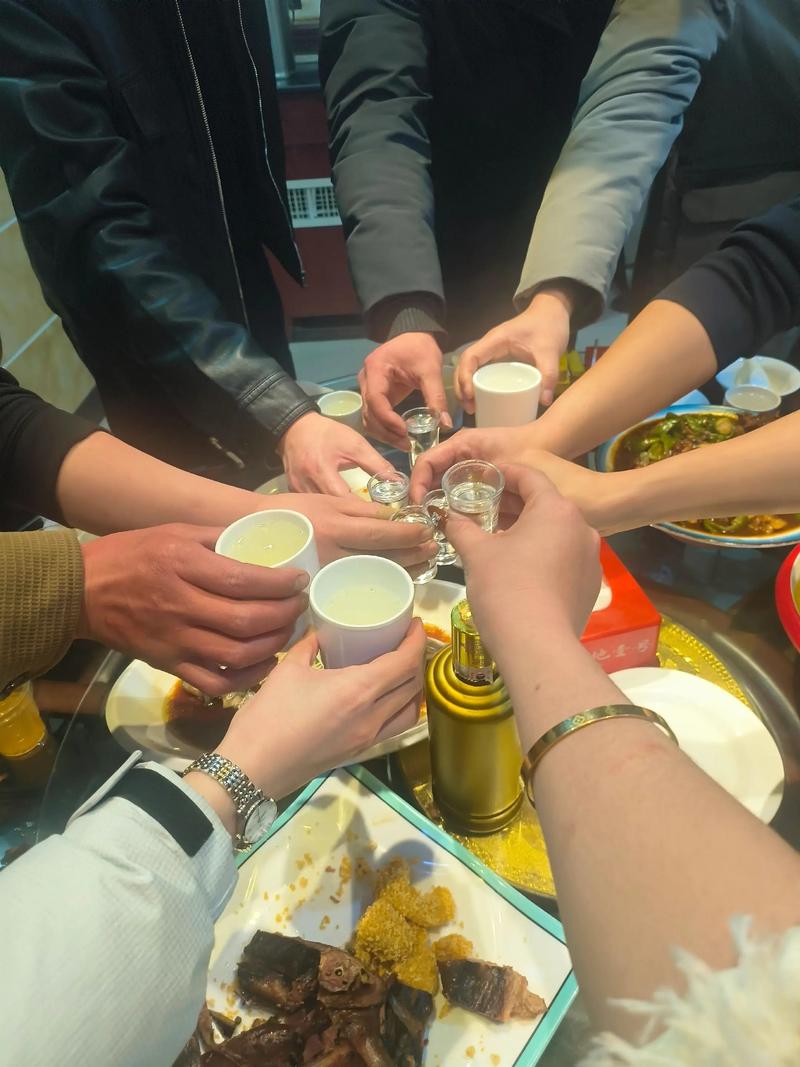 和几个体制内的同学聚会，感觉日子过的很体面  第1张