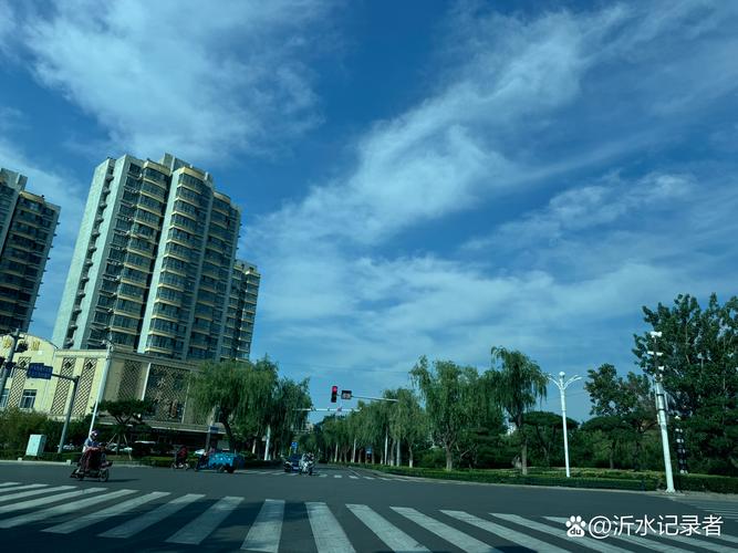 故乡现在是一方晴天  第1张