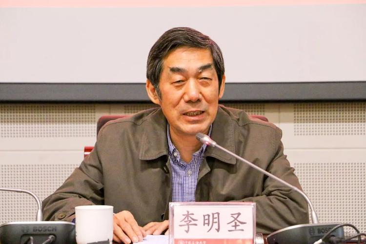 李明圣：论团队精神  第1张