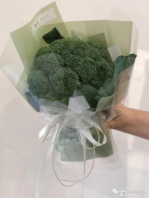 花艺奇思妙想vol.53 | 西蓝花花束,一半烟火,一半清欢 第1张 花艺奇思妙想vol.53 | 西蓝花花束,一半烟火,一半清欢 第1张