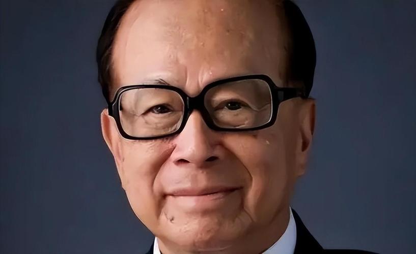 李嘉诚:我之所以从未失败,全靠这16字箴言!做到,前途无限光明 第1张 李嘉诚:我之所以从未失败,全靠这16字箴言!做到,前途无限光明 第1张