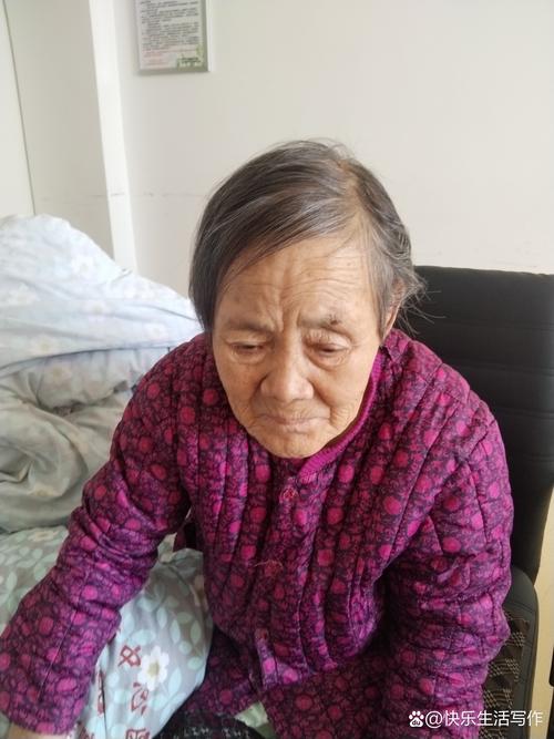 南丁格尔：心慈人长寿  第1张