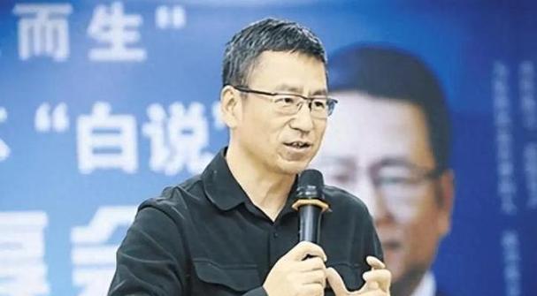 白岩松:谁的成长不是惊心动魄的?励志文章 第1张 白岩松:谁的成长不是惊心动魄的?励志文章 第1张