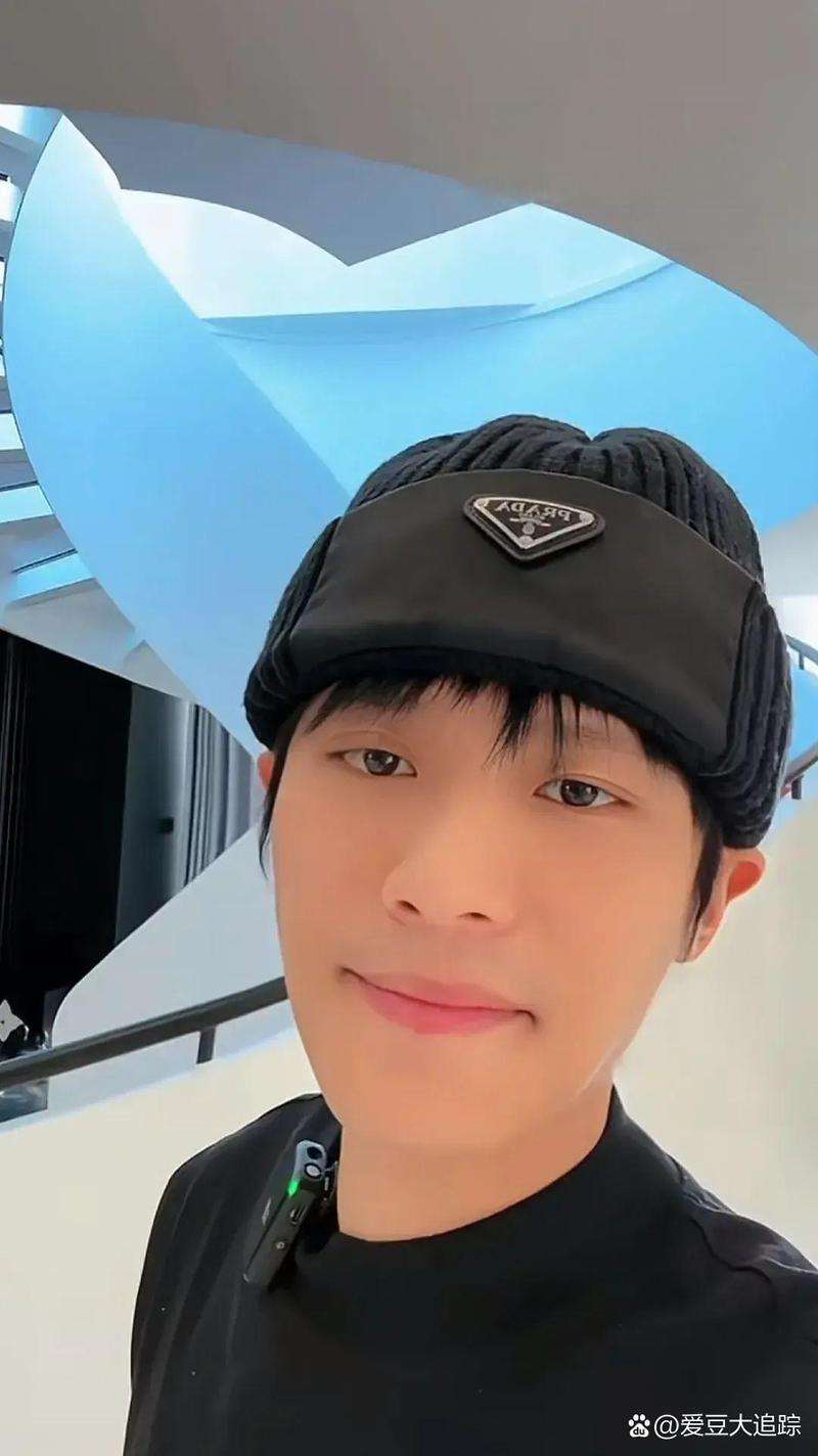 退网的小杨哥!步了谁的后尘? 标签: #网络红人 第1张 退网的小杨哥!步了谁的后尘? 标签: #网络红人 第1张
